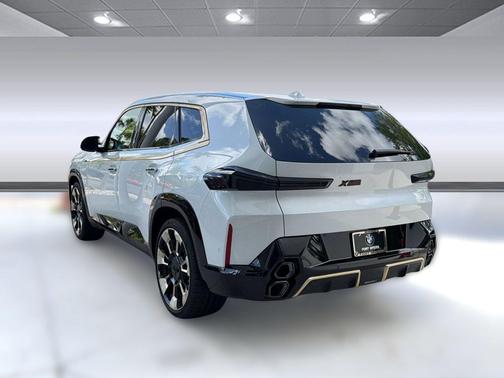 Mineral White Metallic 2026 BMW XM Label