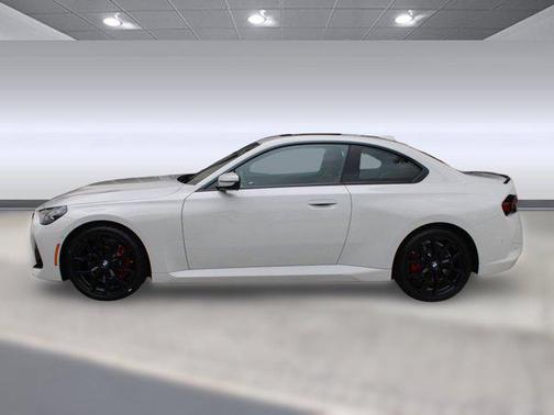 2026 BMW 230 i