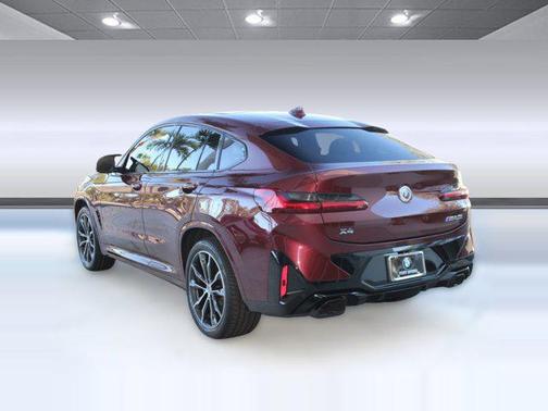 2022 BMW X4 M40i