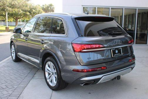 2025 Audi Q7 55 Prestige