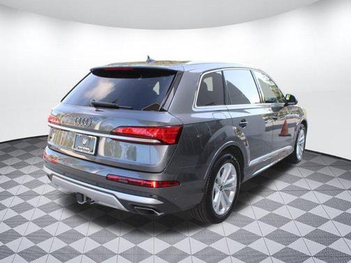 2025 Audi Q7 55 Prestige