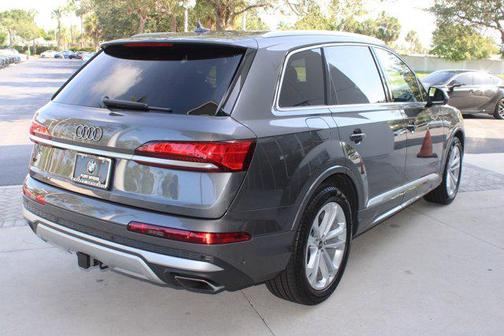 2025 Audi Q7 55 Prestige
