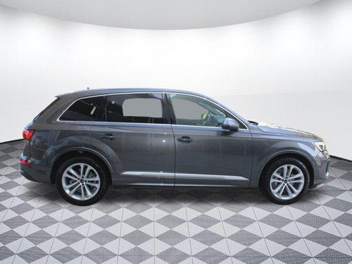 2025 Audi Q7 55 Prestige