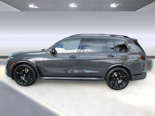 2026 BMW X7 M60i