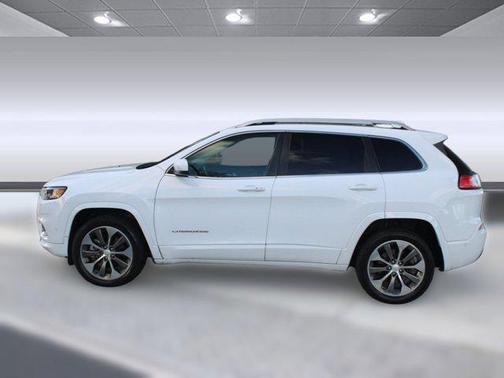 2019 Jeep Cherokee Overland