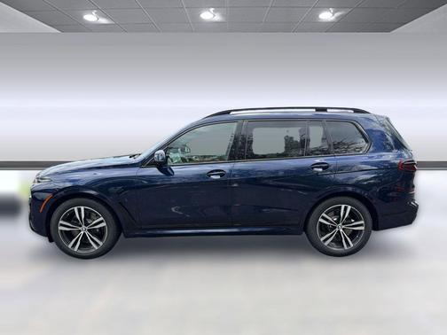 Tanzanite Blue II Metallic 2027 BMW X7 xDrive40i