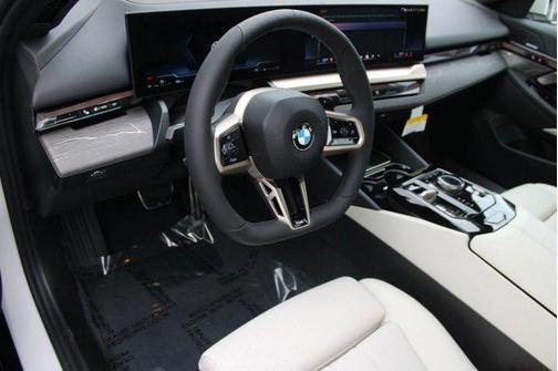 2026 BMW 530 i xDrive