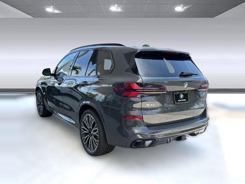 Dravit Grey Metallic 2026 BMW X5 xDrive40i
