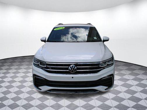 2024 Volkswagen Tiguan 2.0T SEL R-Line 4MOTION