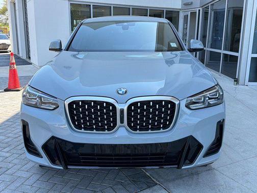 Brooklyn Grey Metallic 2024 BMW X4 xDrive30i