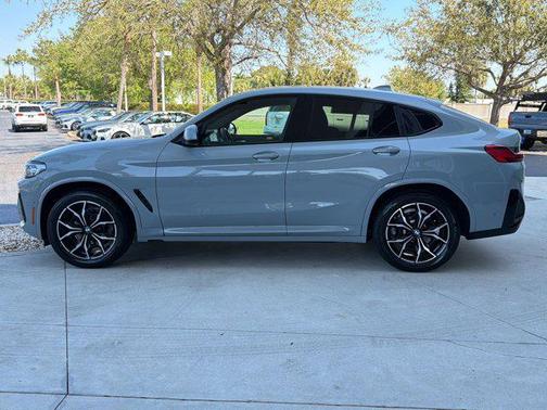 Brooklyn Grey Metallic 2024 BMW X4 xDrive30i