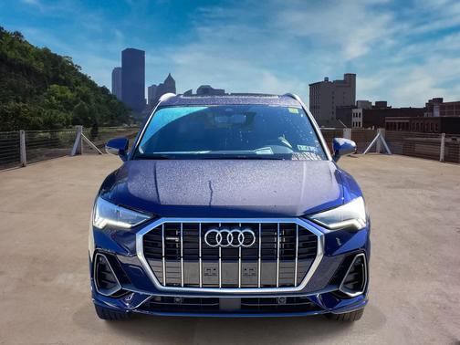 2025 Audi Q3 Premium 45 TFSI S line quattro Tiptronic
