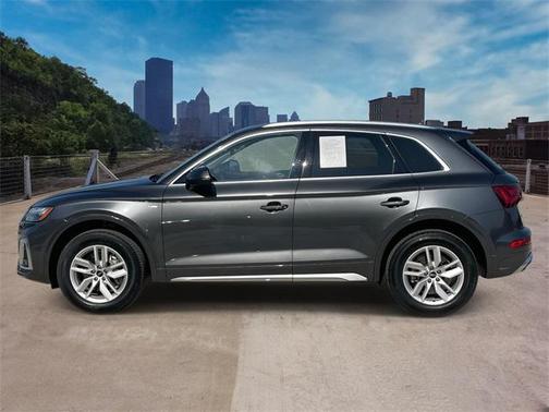 2022 Audi Q5 45 S line Premium
