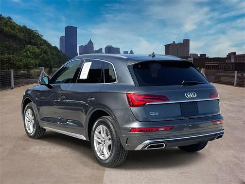 2022 Audi Q5 45 S line Premium