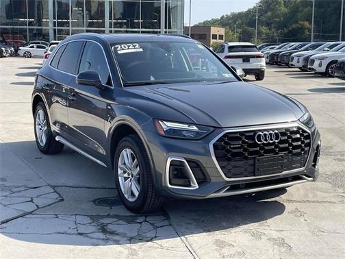 2022 Audi Q5 45 S line Premium