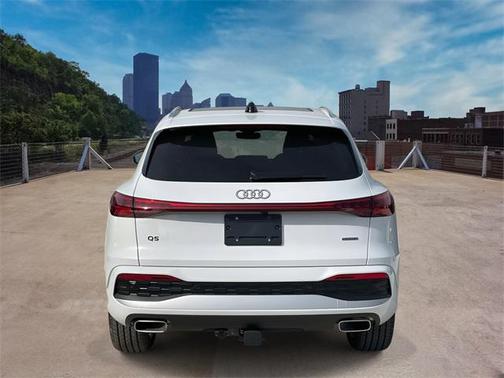 2025 Audi Q5 Premium Plus