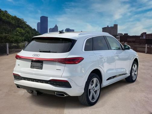 2025 Audi Q5 Premium Plus