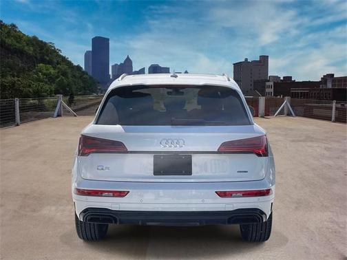 2025 Audi Q5 45 S line Premium