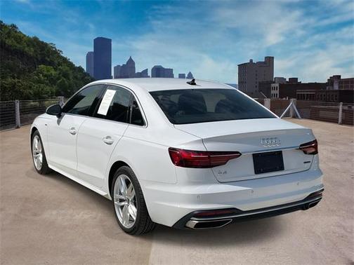 2022 Audi A4 45 S line Premium Plus