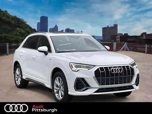 2025 Audi Q3 Premium 45 TFSI S line quattro Tiptronic