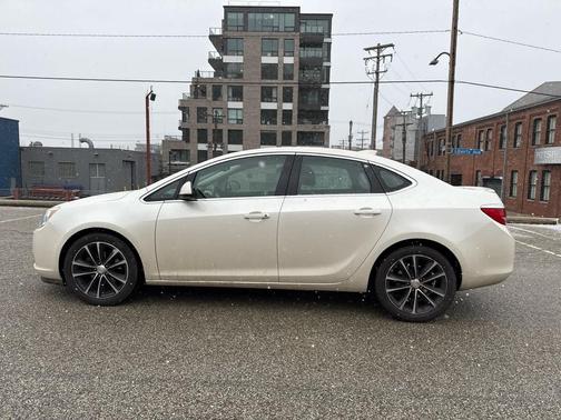 2016 Buick Verano Sport Touring Group
