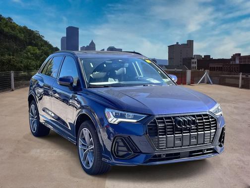 2025 Audi Q3 Premium 45 TFSI S line quattro Tiptronic