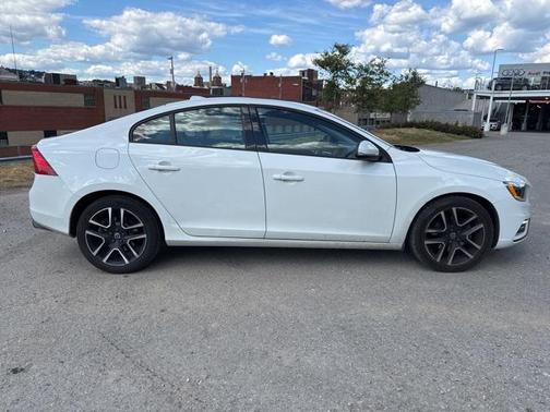 2017 Volvo S60 T5 Dynamic