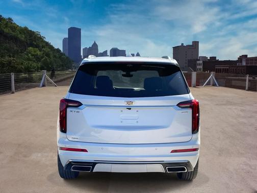 2023 Cadillac XT6 Premium Luxury AWD