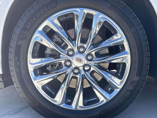 2023 Cadillac XT6 Premium Luxury AWD
