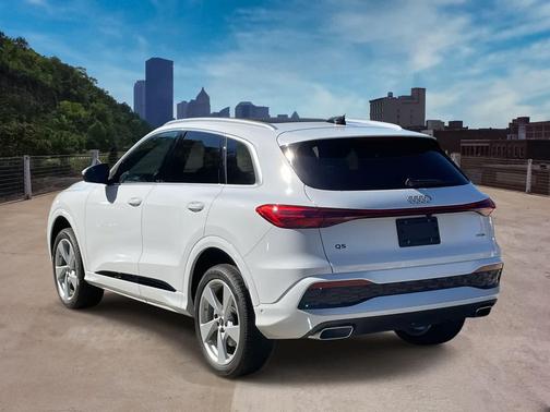 2025 Audi Q5 Premium Plus