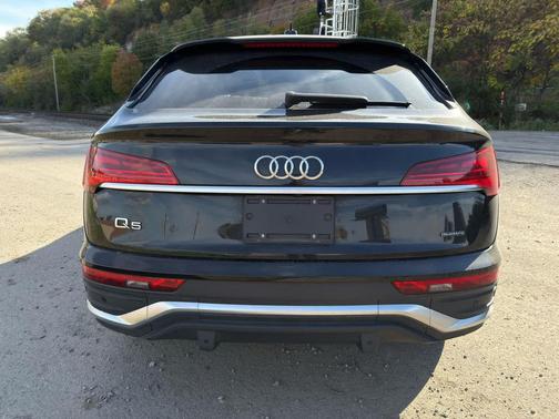 2023 Audi Q5 45 S line Premium Plus