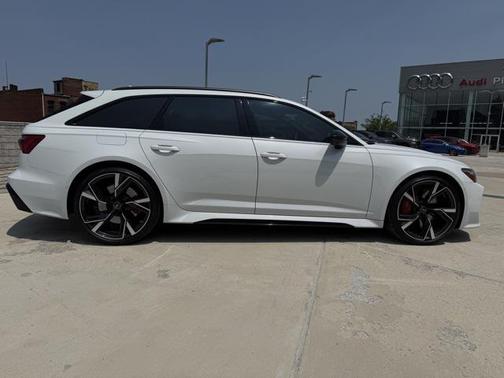 2023 Audi RS 6 Avant 4.0T