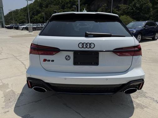 2023 Audi RS 6 Avant 4.0T