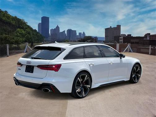 2023 Audi RS 6 Avant 4.0T