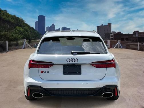 2023 Audi RS 6 Avant 4.0T