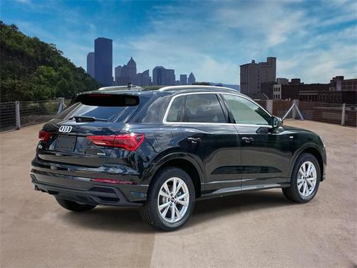 2025 Audi Q3 45 S line Premium Plus