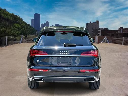 2025 Audi Q5 45 S line Premium Plus