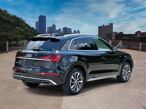 2025 Audi Q5 45 S line Premium Plus