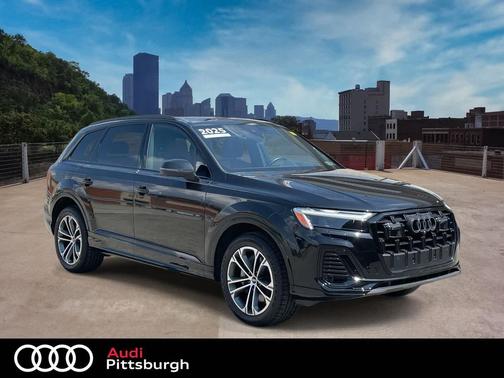 2025 Audi Q7 45 Premium Plus