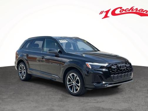 2025 Audi Q7 45 Premium Plus