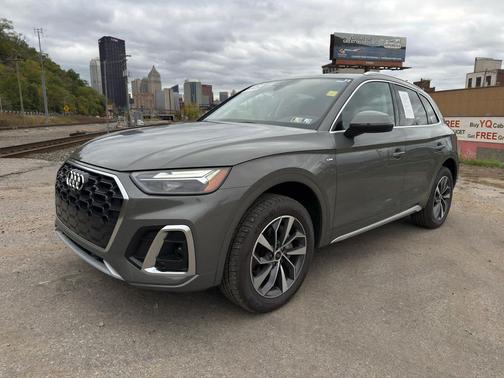 2024 Audi Q5 45 S line Premium Plus