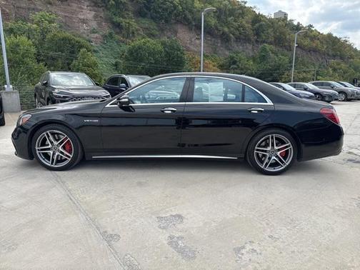 2018 Mercedes-Benz AMG S 63 4MATIC