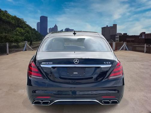 2018 Mercedes-Benz AMG S 63 4MATIC