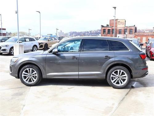 2025 Audi Q7 45 Premium