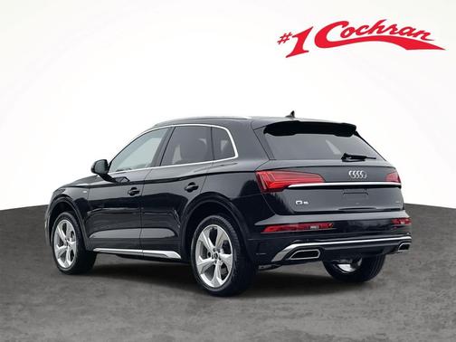 2022 Audi Q5 45 S line Prestige