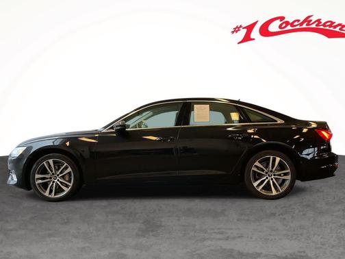 2022 Audi Q5 45 S line Prestige