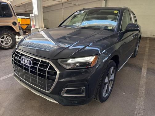 2024 Audi Q5 40 Premium