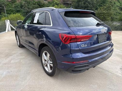2024 Audi Q3 Premium 45 TFSI S line quattro Tiptronic