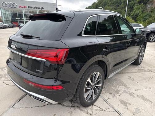 2024 Audi Q5 45 S line Premium
