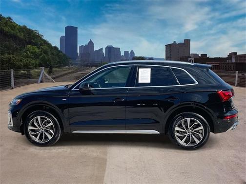 2024 Audi Q5 45 S line Premium